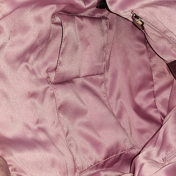 Coach Poppy - Picture 17 of 17